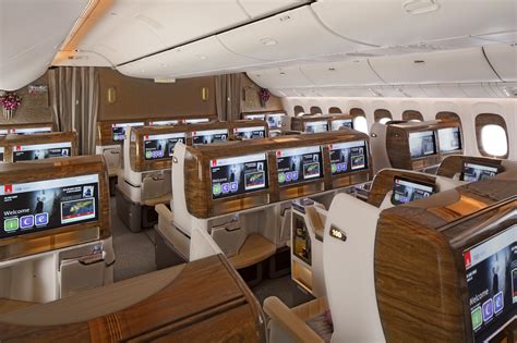 The best seats in Business Class on Emirates' Boeing .